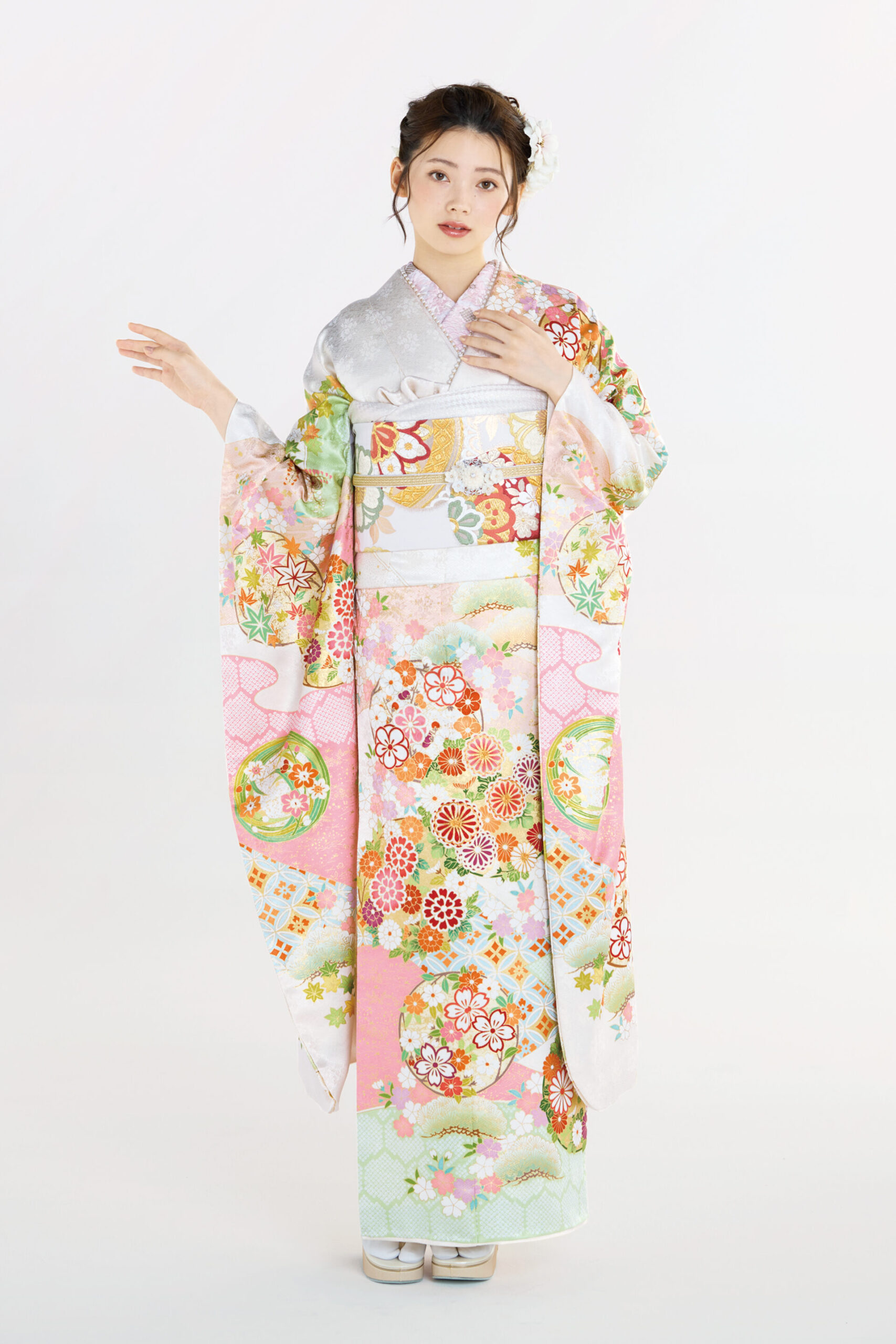 白ピンク×菊柄の雅やかな古典の画像